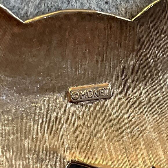 Vintage Signed Monet Enamel Garland Series Floral Book Piece Collar Necklace - Picture 10 of 10